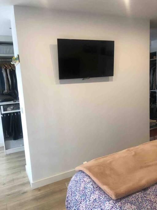Apartamento A 100Metros De La Playa De San Lorenzo Gijón Dış mekan fotoğraf