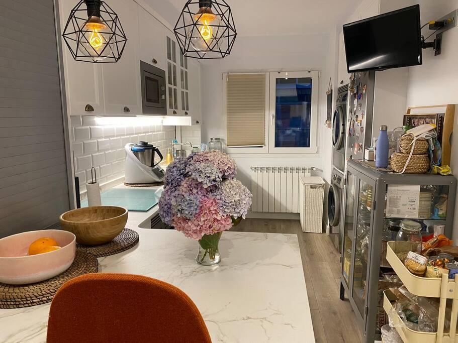 Apartamento A 100Metros De La Playa De San Lorenzo Gijón Dış mekan fotoğraf
