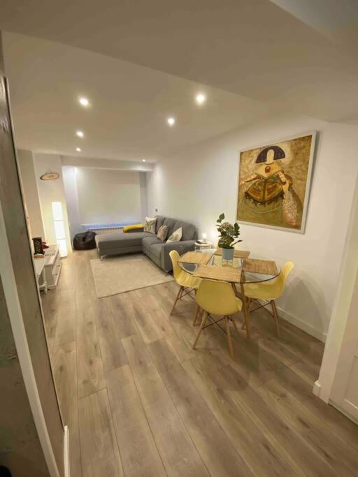 Apartamento A 100Metros De La Playa De San Lorenzo Gijón Dış mekan fotoğraf